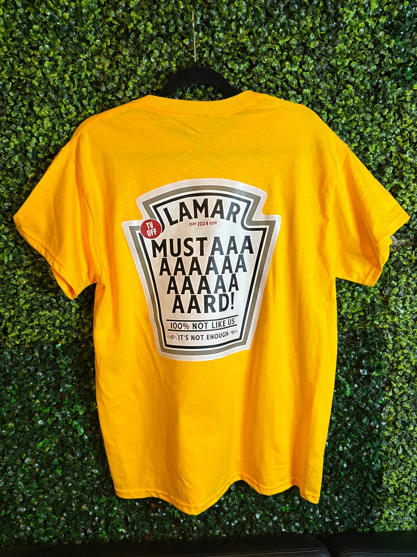 Lamar Mustard Label Tee
